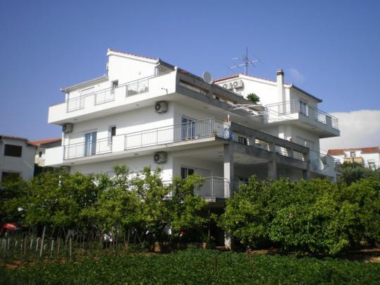 Apartments Maslina Trogir Eksteriør billede