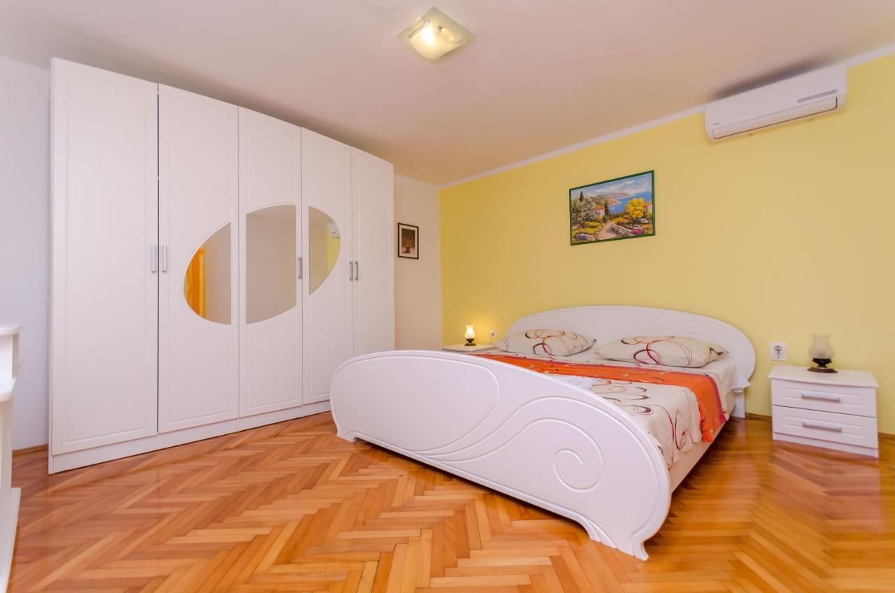 Apartments Maslina Trogir Eksteriør billede