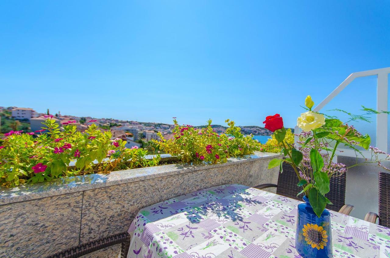 Apartments Maslina Trogir Eksteriør billede