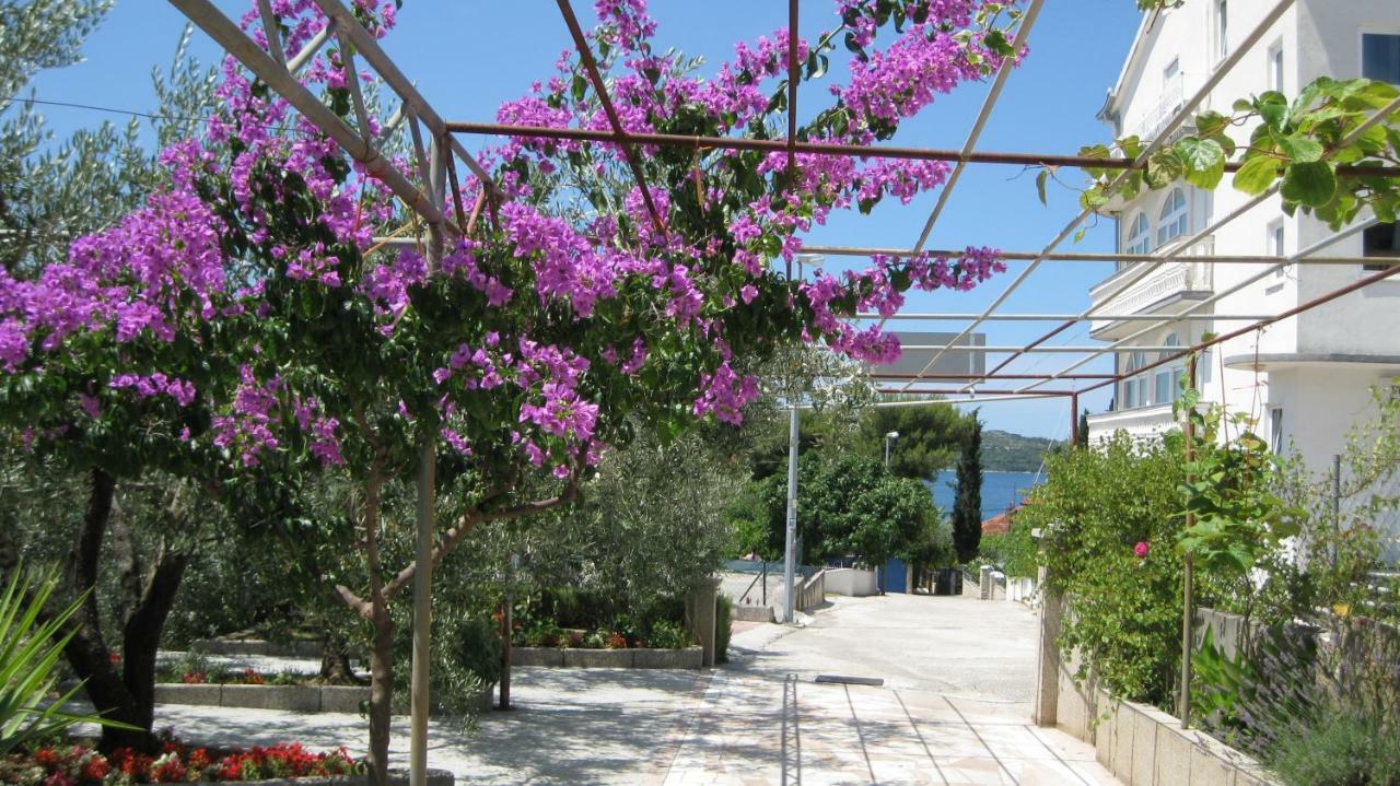 Apartments Maslina Trogir Eksteriør billede