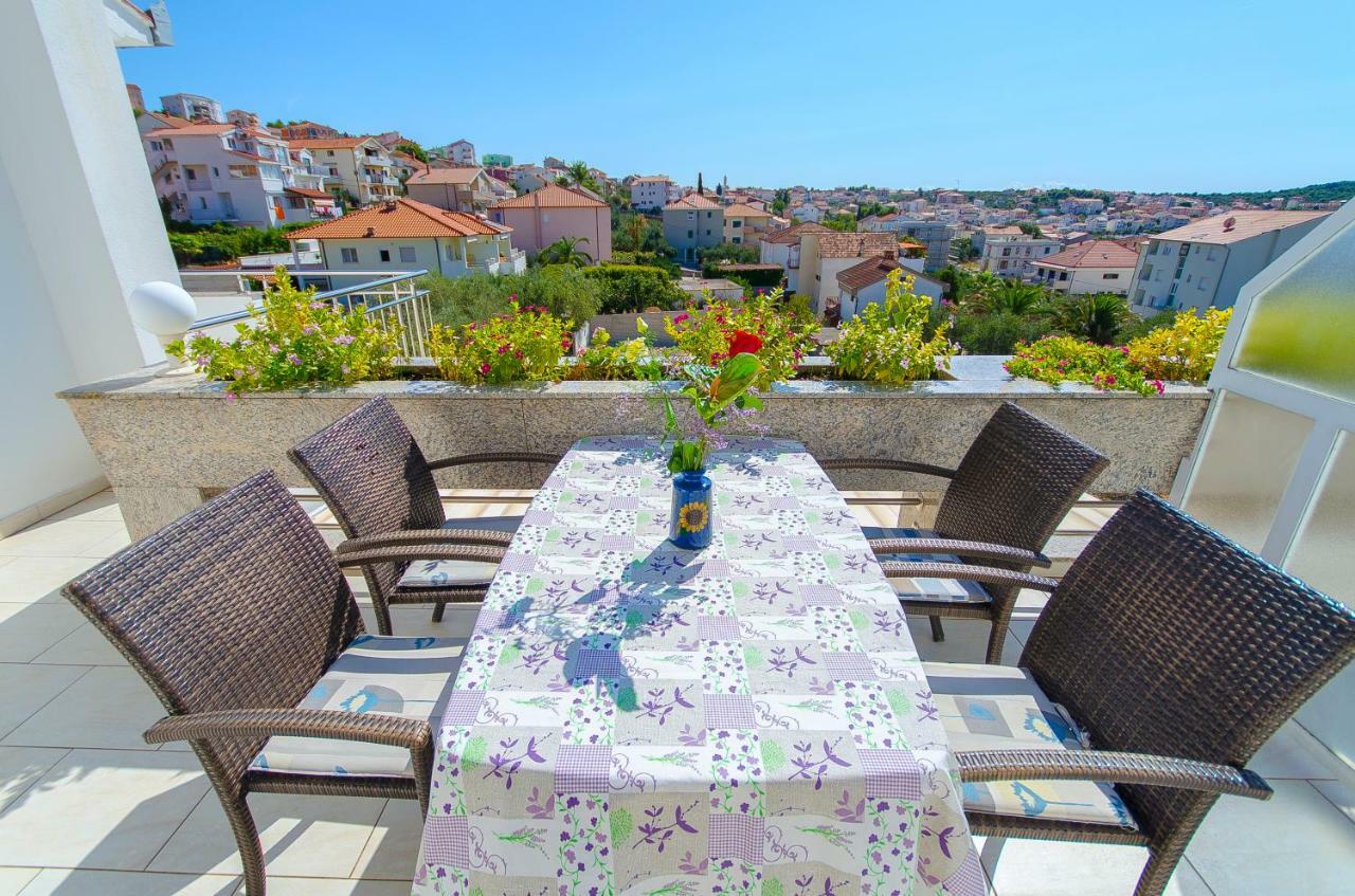 Apartments Maslina Trogir Eksteriør billede